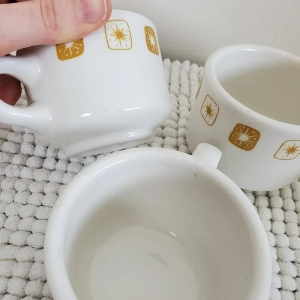 Vintage 50's Homer Laughlin Starburst 4 Mug Set